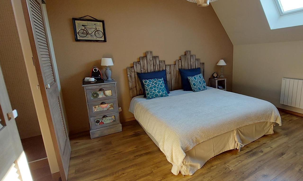 Bed and Breakfast Les Trois Provinces Couffy Zewnętrze zdjęcie
